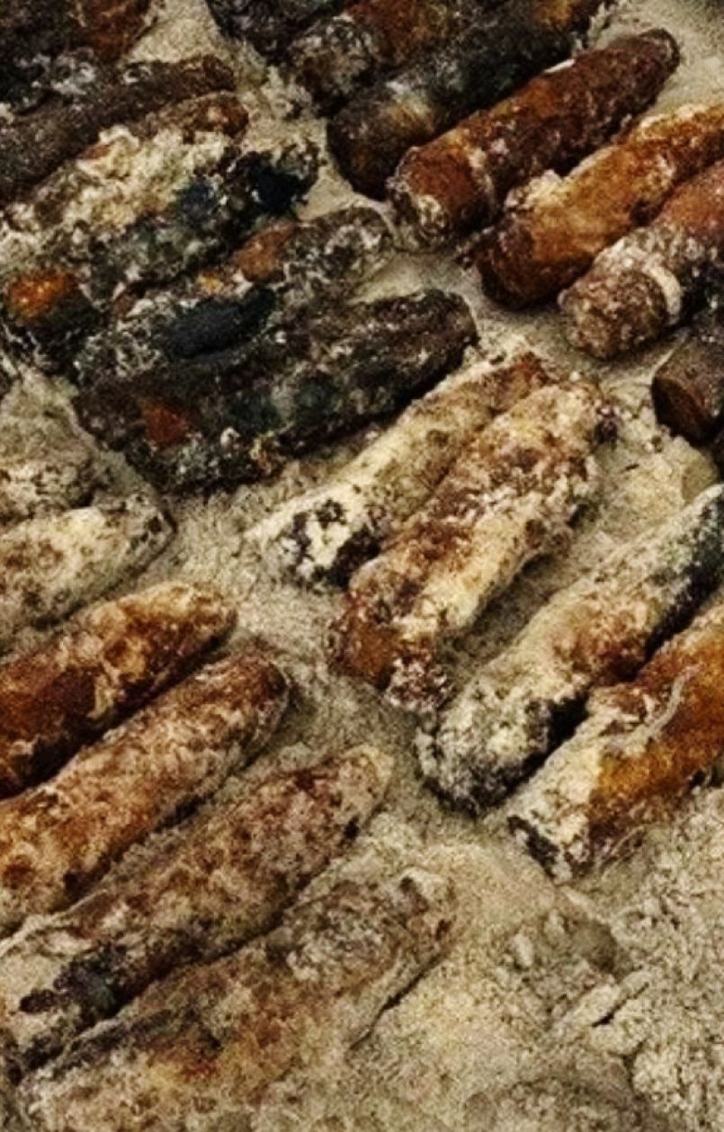 Au Cap-Ferret, un glissement de blockhaus met � jour une quarantaine d'obus datant de la 2�me guerre mondiale. Les cons�quences d'une �rosion et ses surprises...